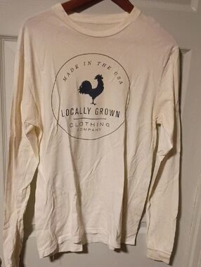 Cream Long-Sleeve Graphic Tee with Rooster Emblem